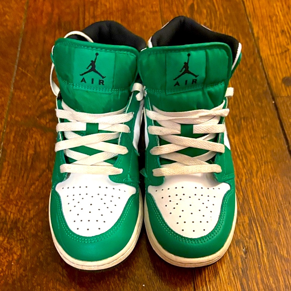 Jordan Kids Shoes Green and White